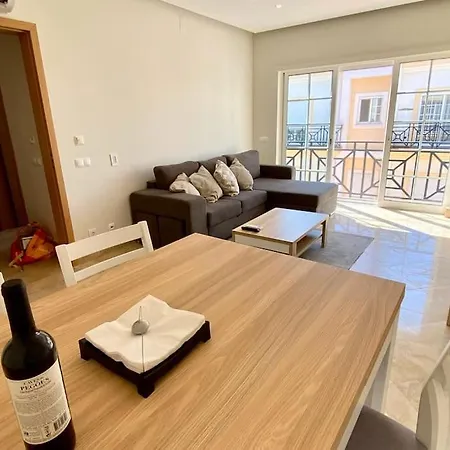 2-bedroom In Newtown W Pool Lägenhet Albufeira