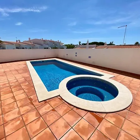 Lägenhet 2-bedroom In Newtown W Pool Albufeira