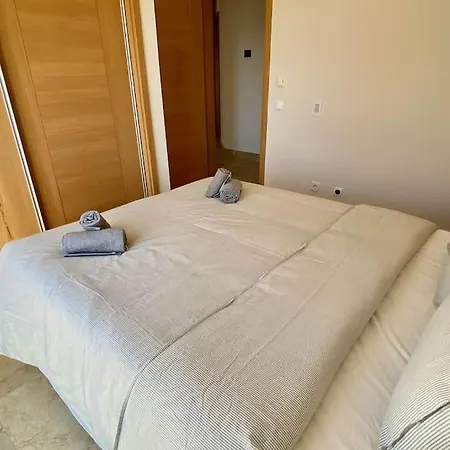 2-bedroom In Newtown W Pool Албуфейра